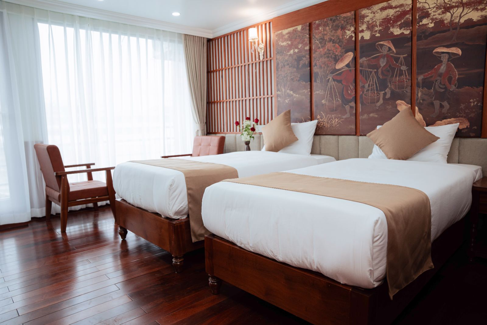 Hạng phòng Senior — Daiichi Luxury Cruise
